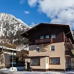 Haus Piller Casa de hóspedes 3*