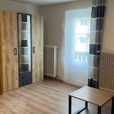 Haus Piller ゲストハウス