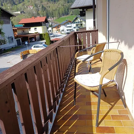 Πανσιόν Haus Piller 3*