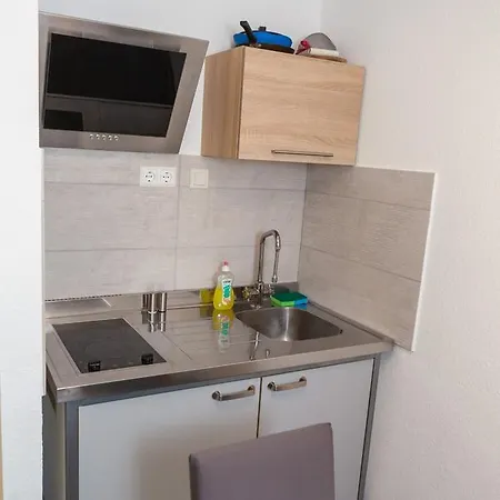 Πανσιόν Haus Piller 3*