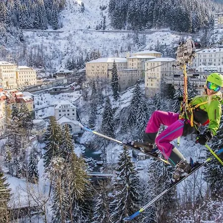 招待所 豪斯皮勒酒店 4*